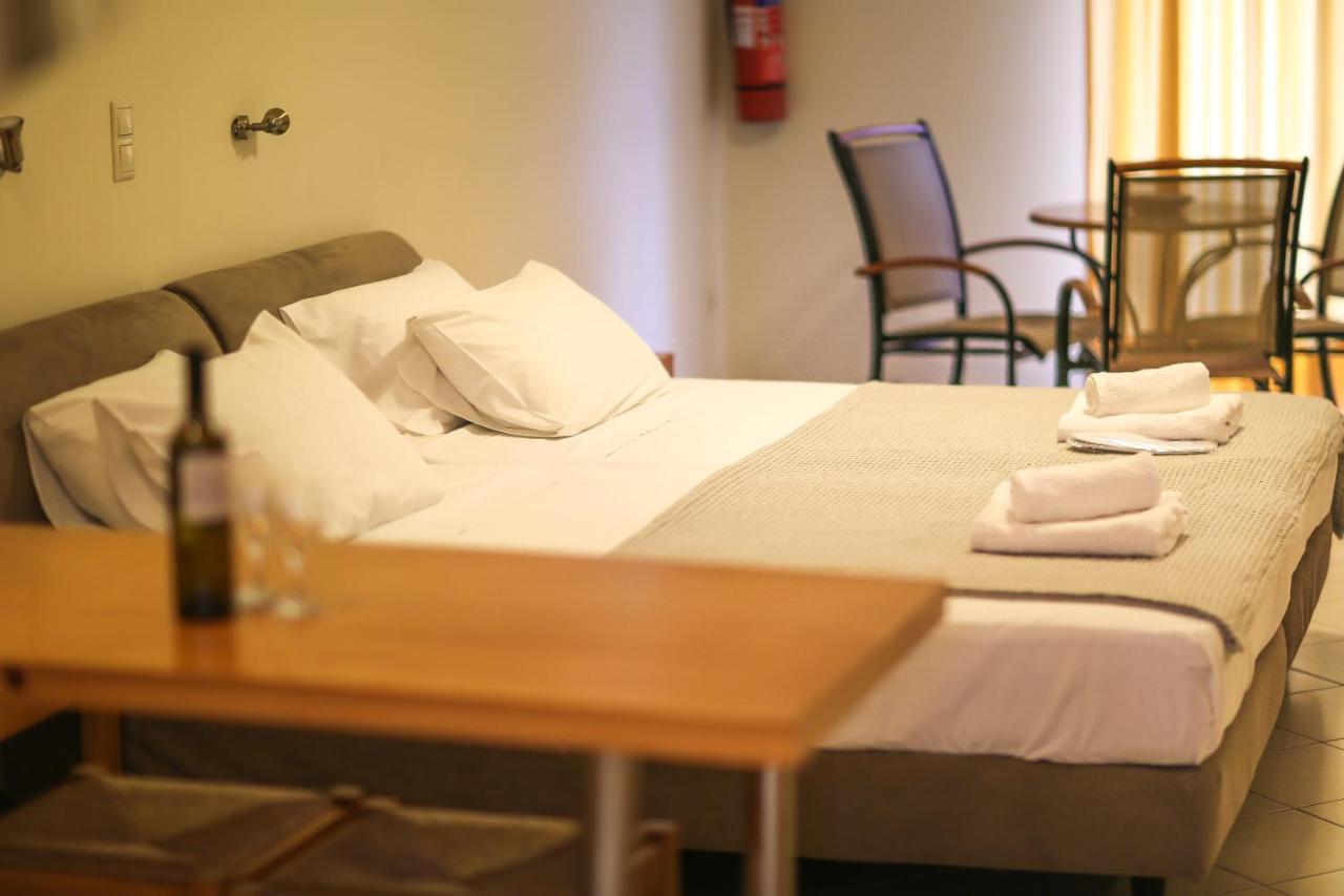 Eleni Suites Methoni Dış mekan fotoğraf