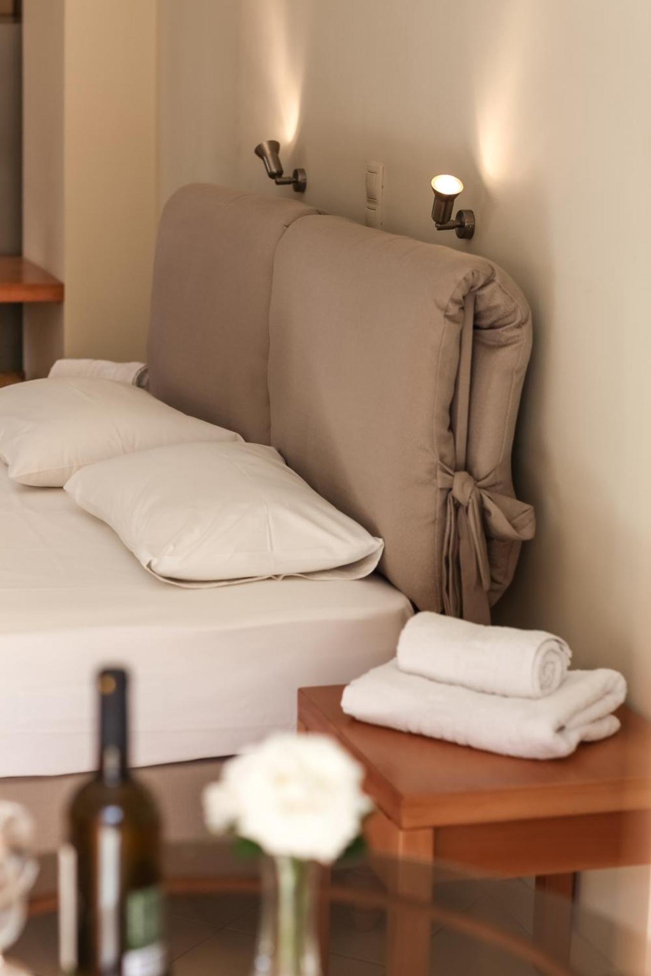 Eleni Suites Methoni Dış mekan fotoğraf
